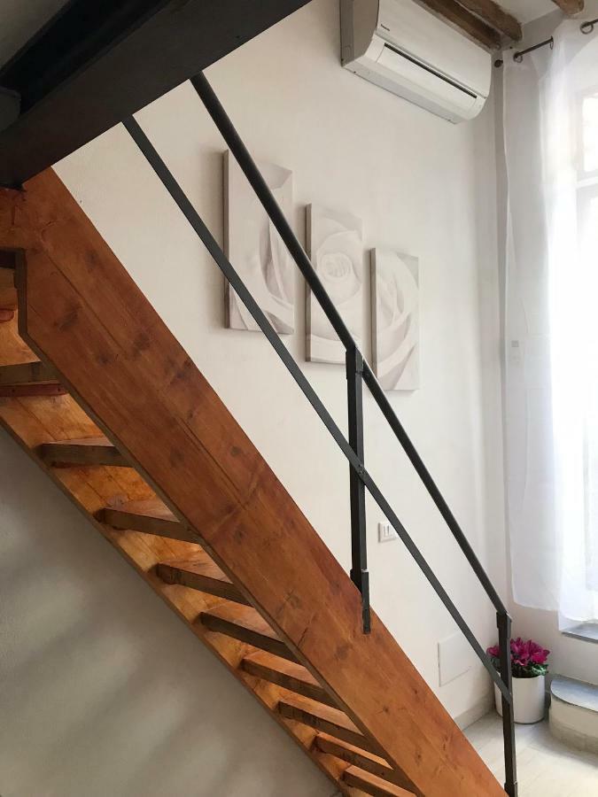 Il Nido - Cozy Studio Apartment In Santa Croce Firenze Bagian luar foto